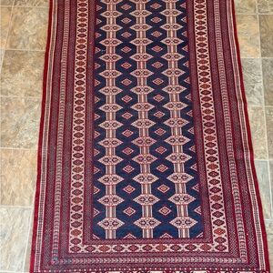 Elegant Silk Persian Patterned Rug